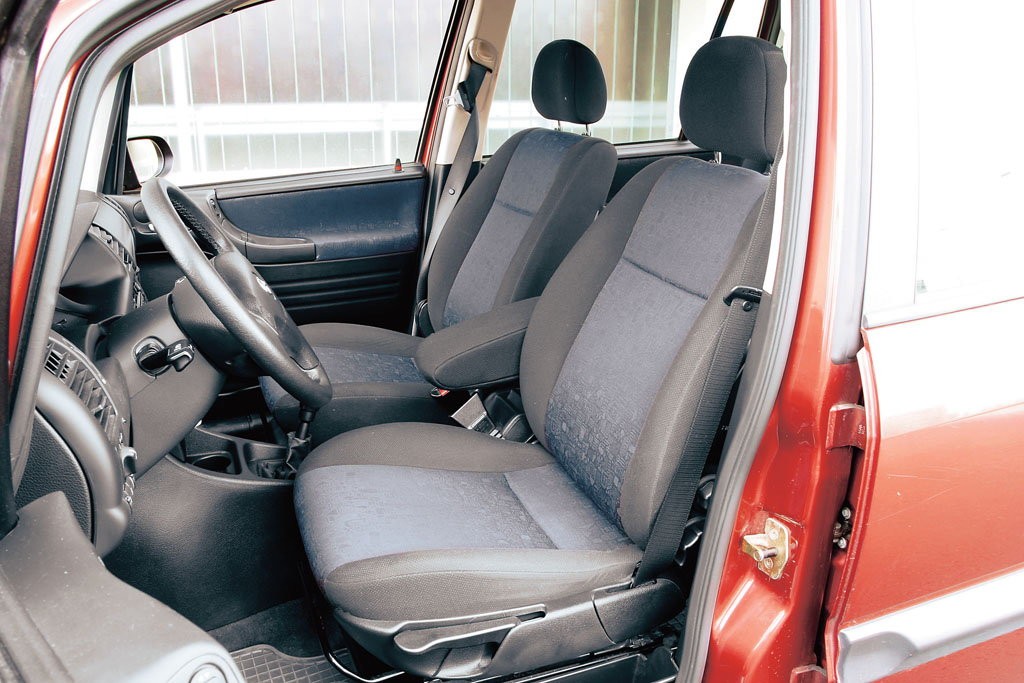 Opel Zafira A - Nieduży van z dużymi atutami