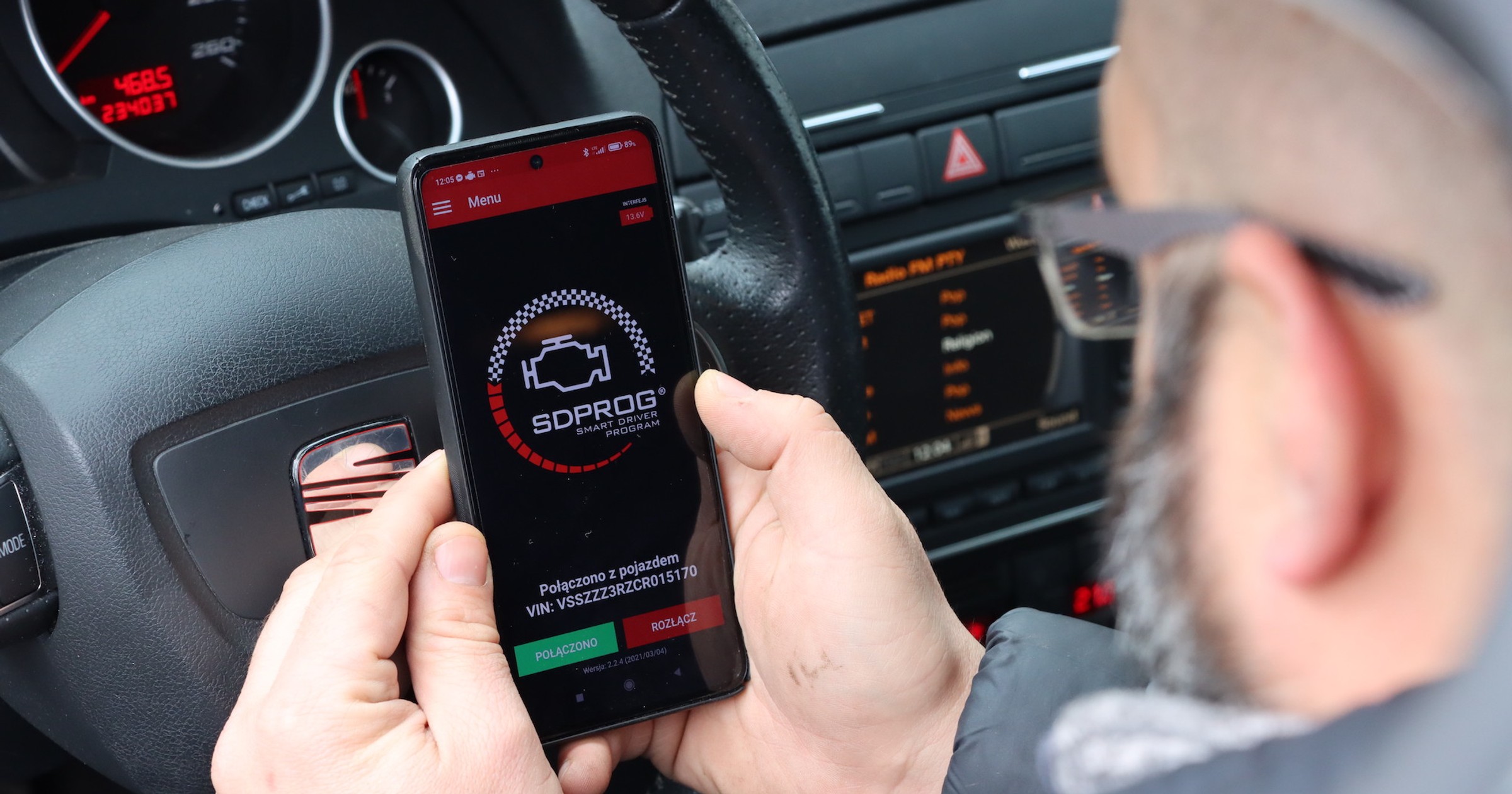 Polski program do diagnostyki samochodowej OBDII – czy zamieni smartfona w profesjonalny komputer diagnostyczny?