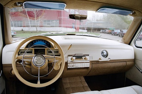 Wołga jak Porsche Cayenne