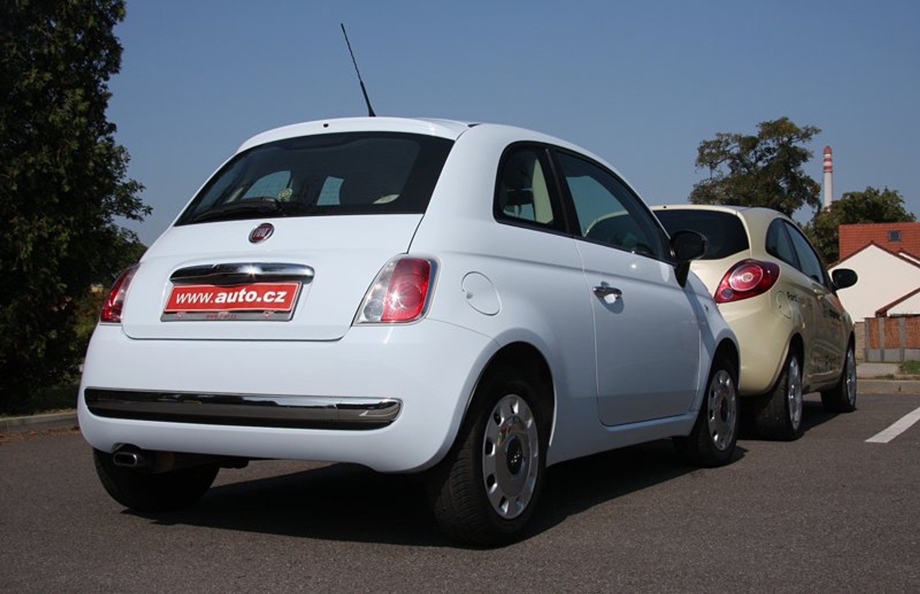 Test: Fiat 500 1,2 (51 kW) vs. Ford Ka 1,2 (51 kW) – Malá piva