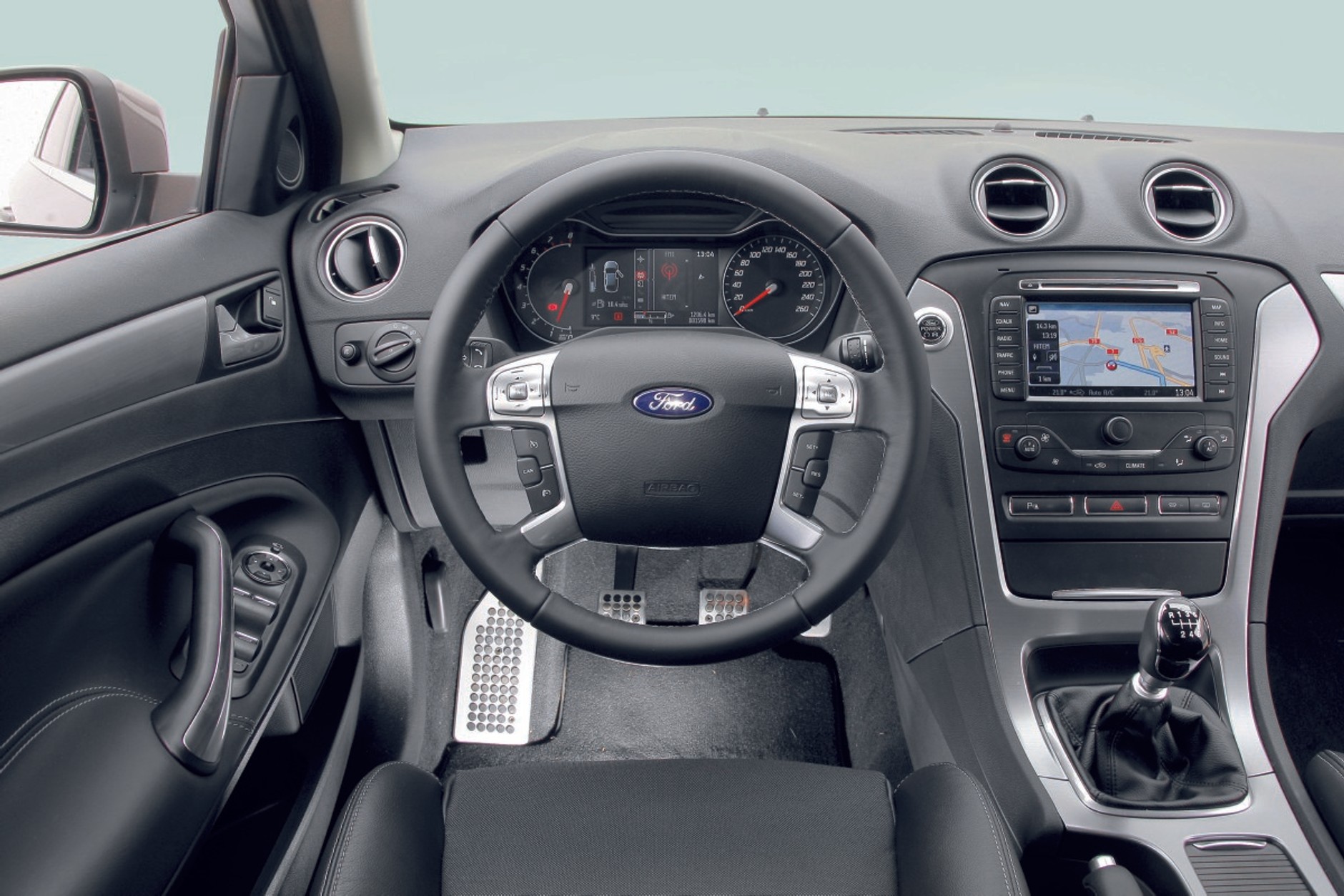 Ford Mondeo 1.6 EcoBoost, kokpit