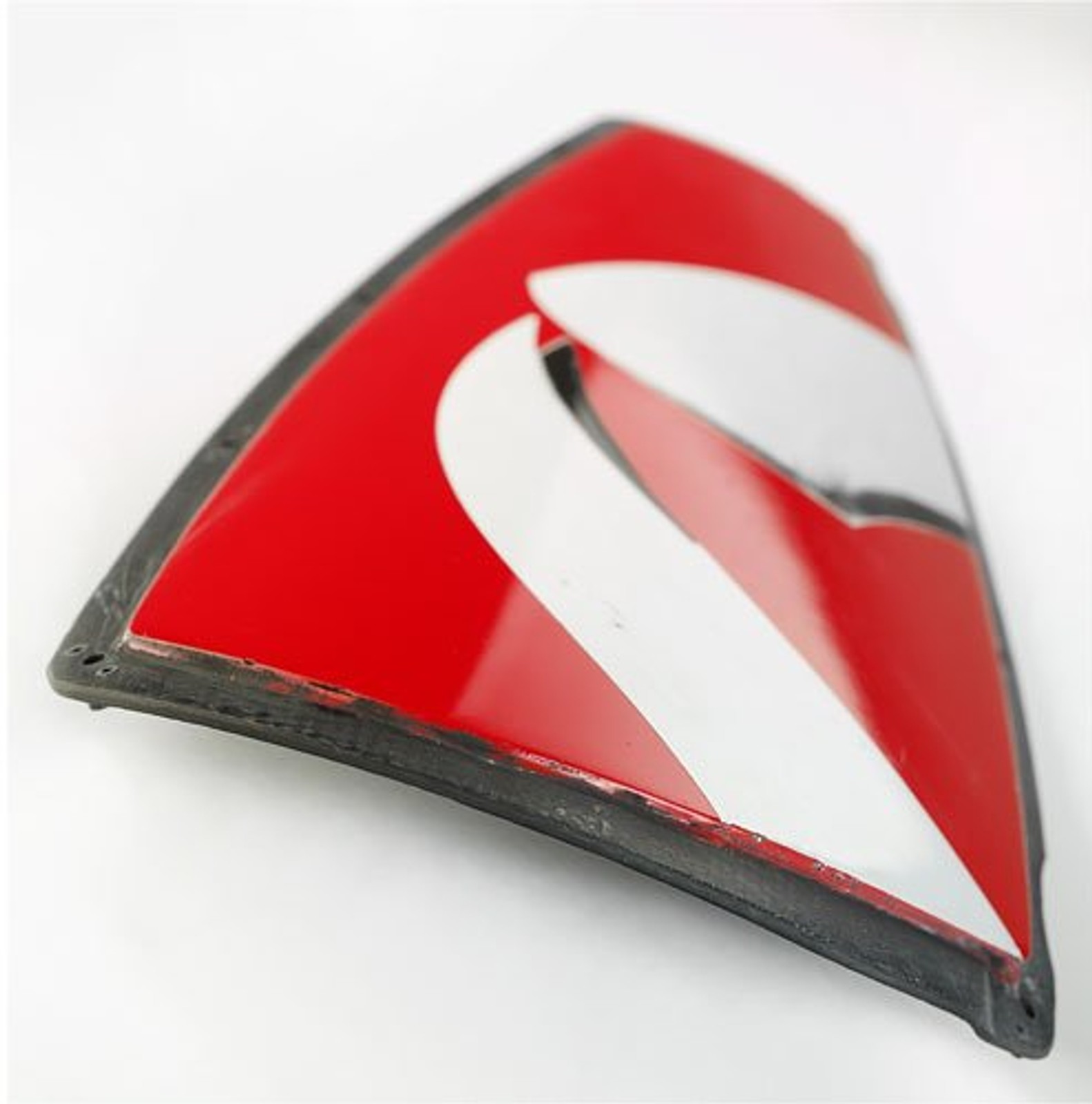 Ferrari sprzedaje elementy ze swoich bolidów