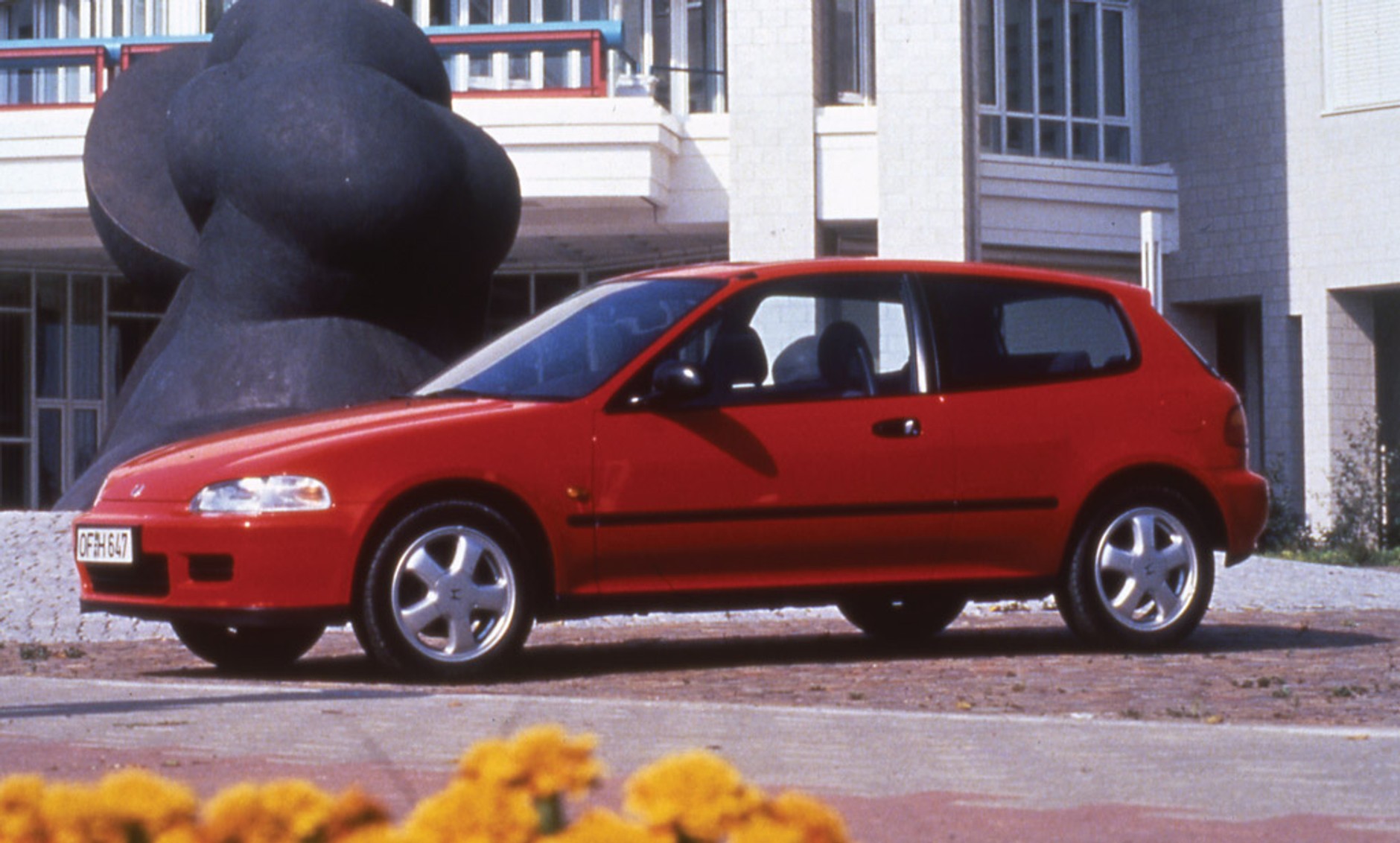 Starzeją się, ale już nie tanieją: zobacz, które auta są lokatą kapitału?