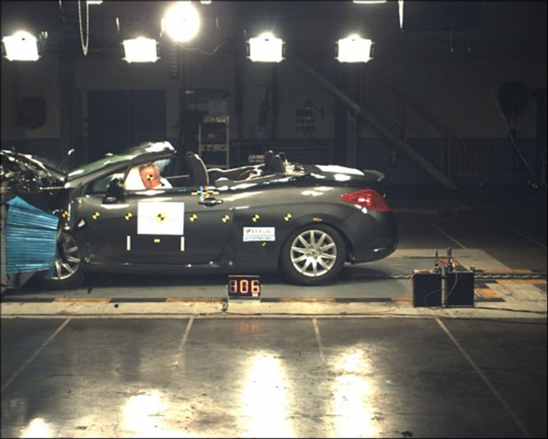 Euro NCAP rozbił 12 samochodów - najnowsze wyniki testów zderzeniowych