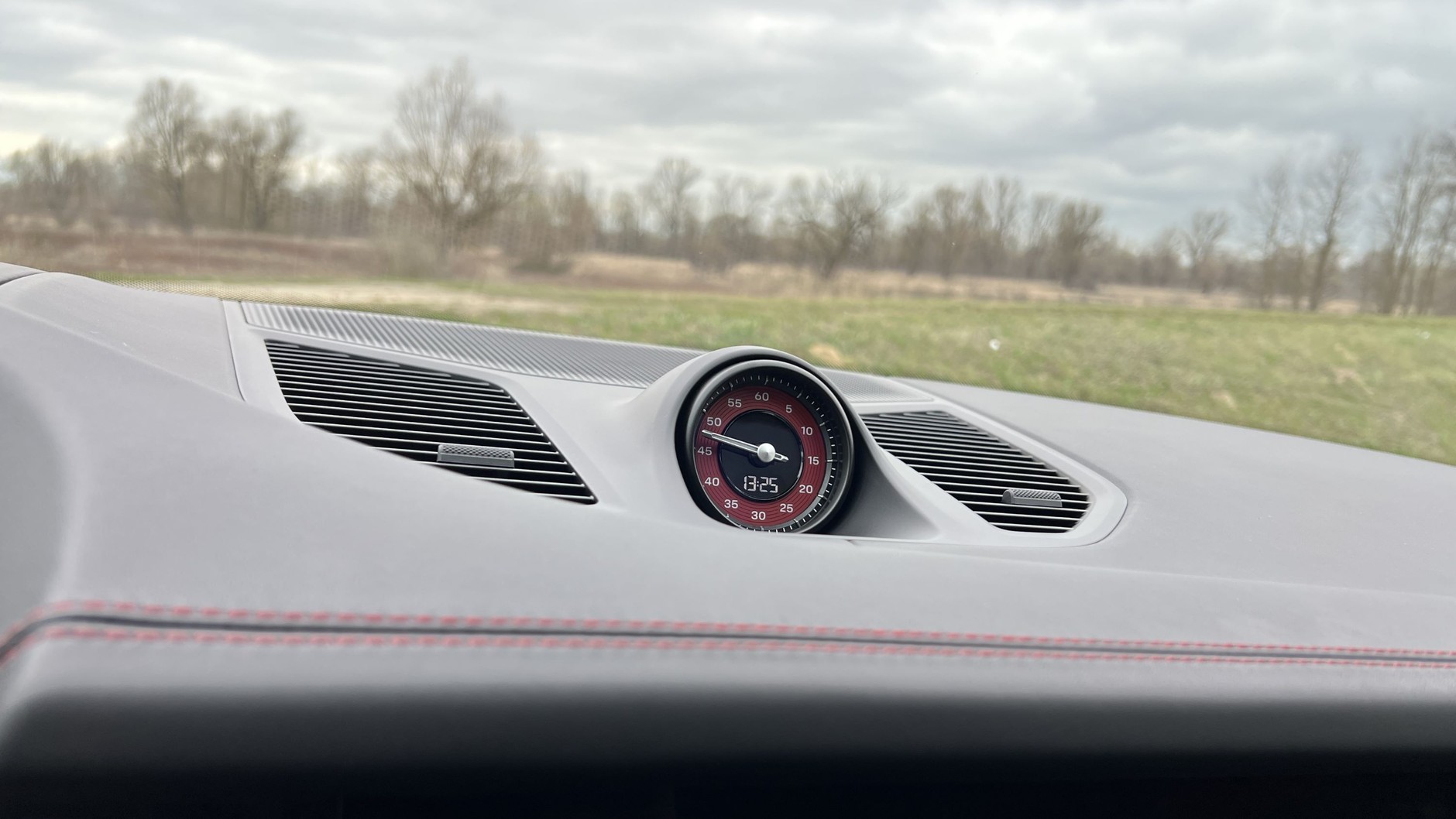 Porsche Cayenne GTS Coupe (model roku 2025)