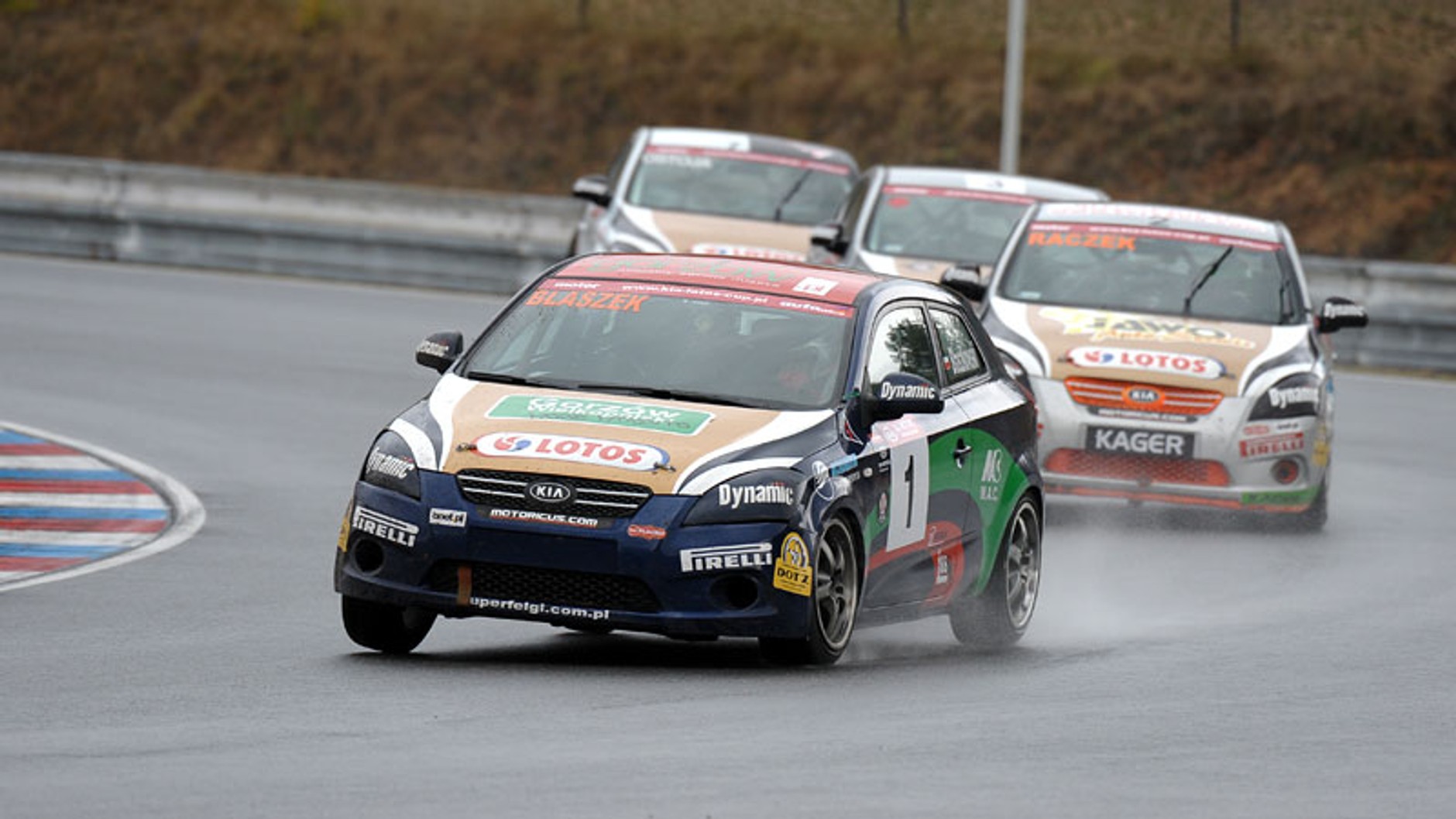 Kia Lotos Cup: tak jeżdżono w Brnie (fotogaleria)