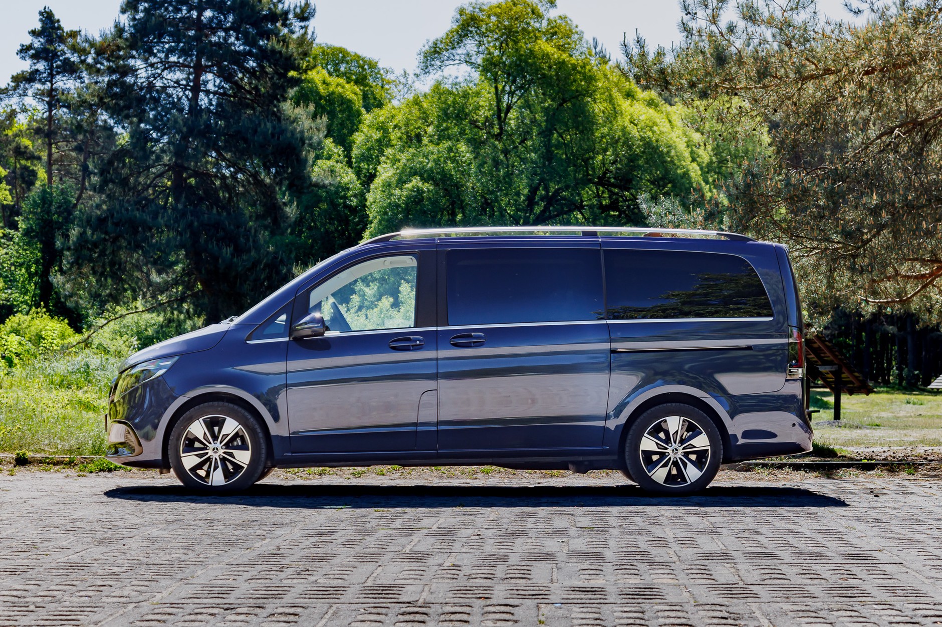 2024 Mercedes V300d