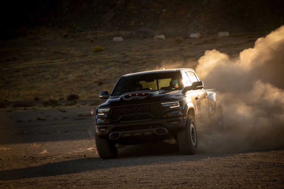Ram 1500 – prawie 200 km/h potężnym pikapem
