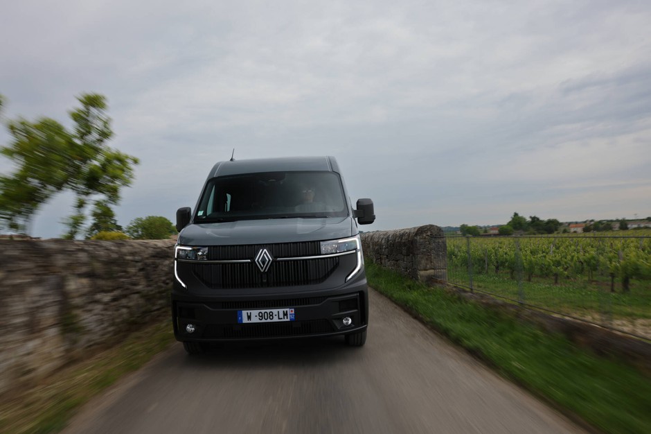 Renault Master 2024
