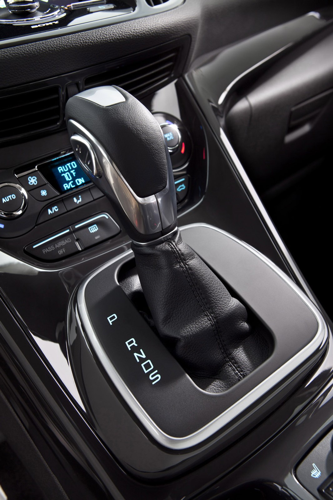 Ford Kuga: globalny SUV dla każdego