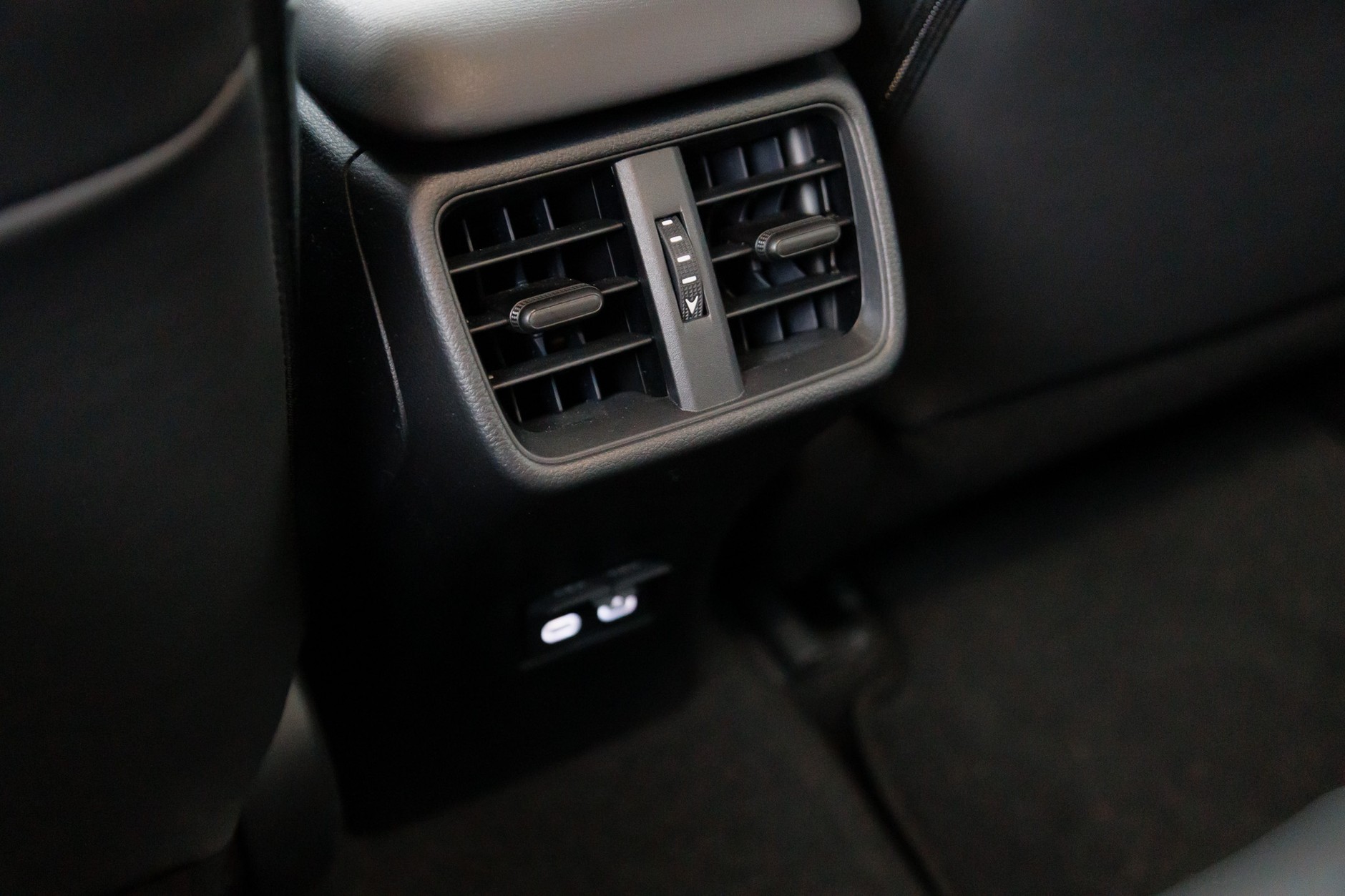2024 Lexus UX300h
