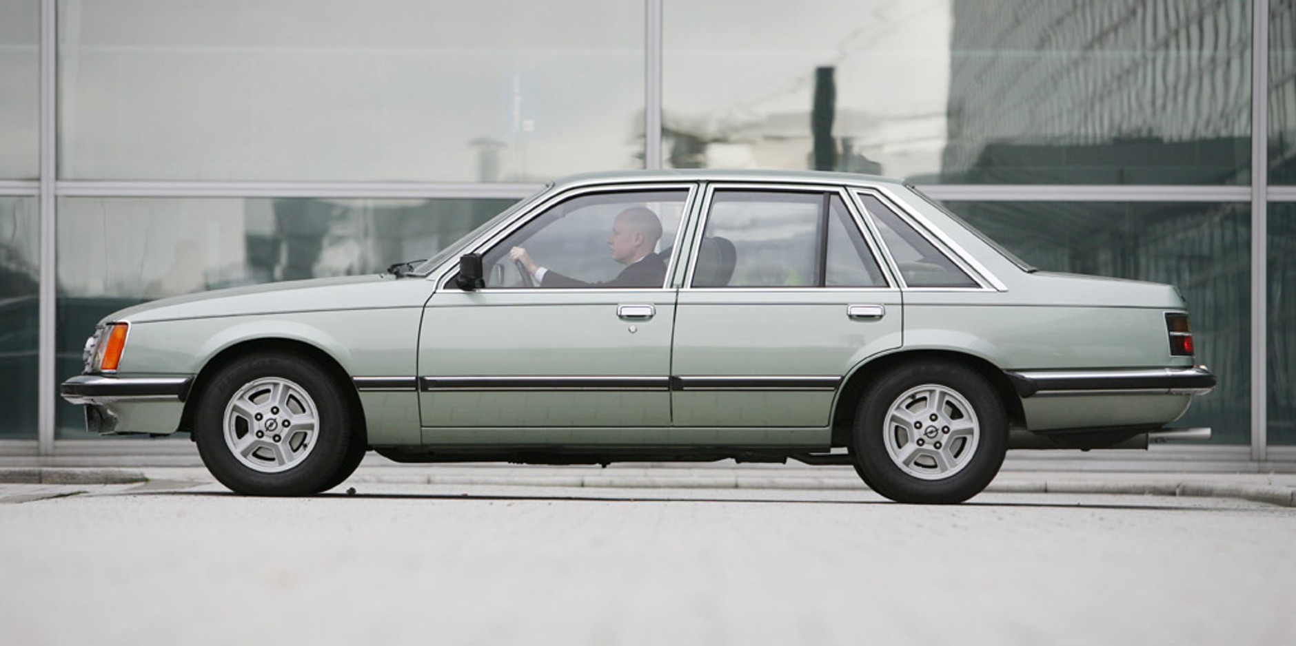 Opel Senator: limuzyna dla prezesa