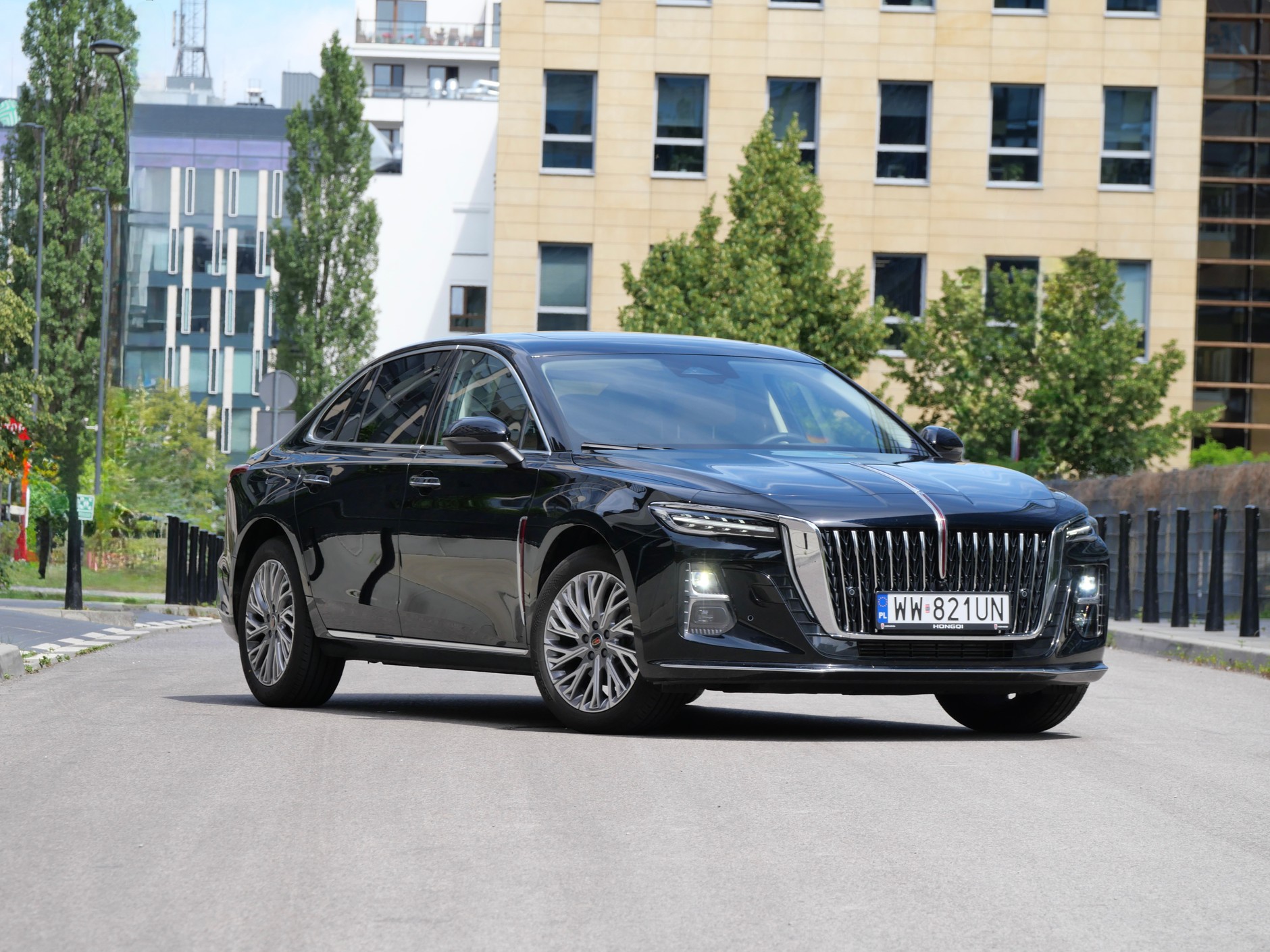Hongqi H5 Deluxe