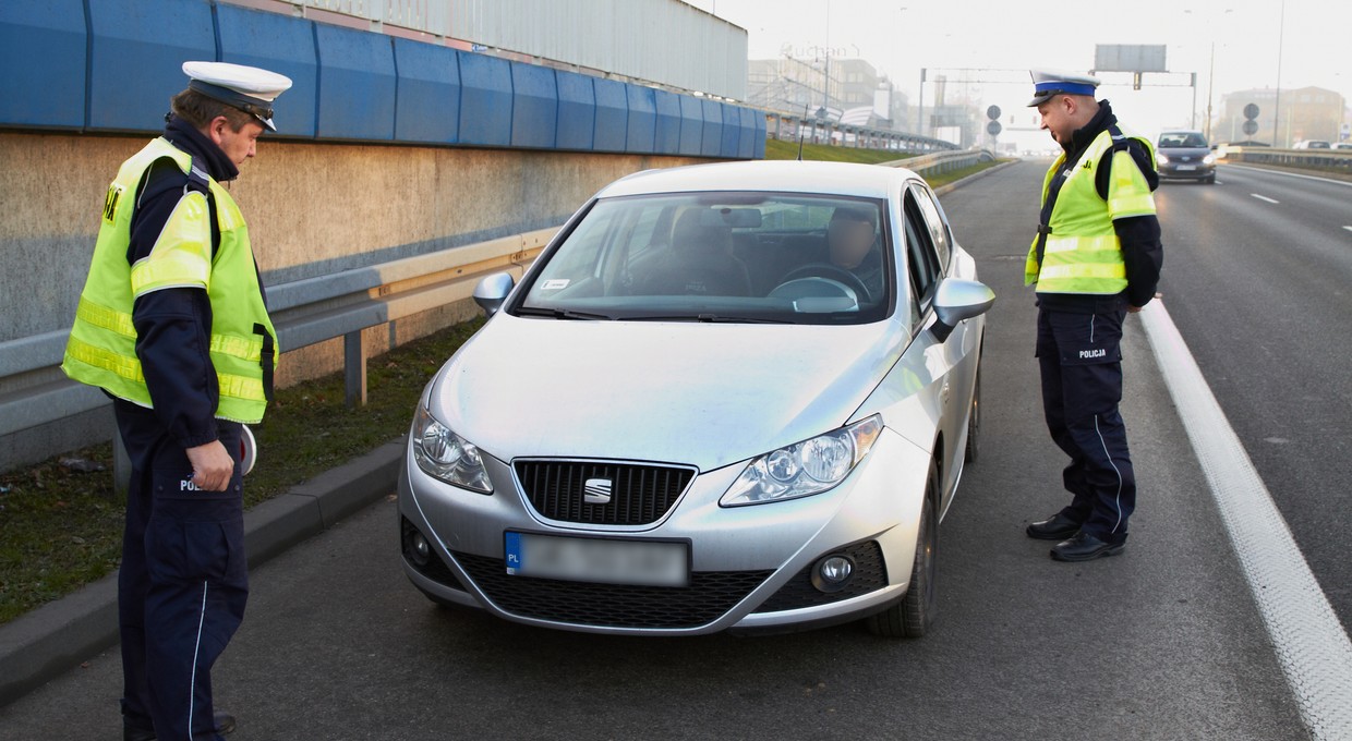 Akcja policji już trwa. 15 listopada okazja na darmową kontrolę świateł