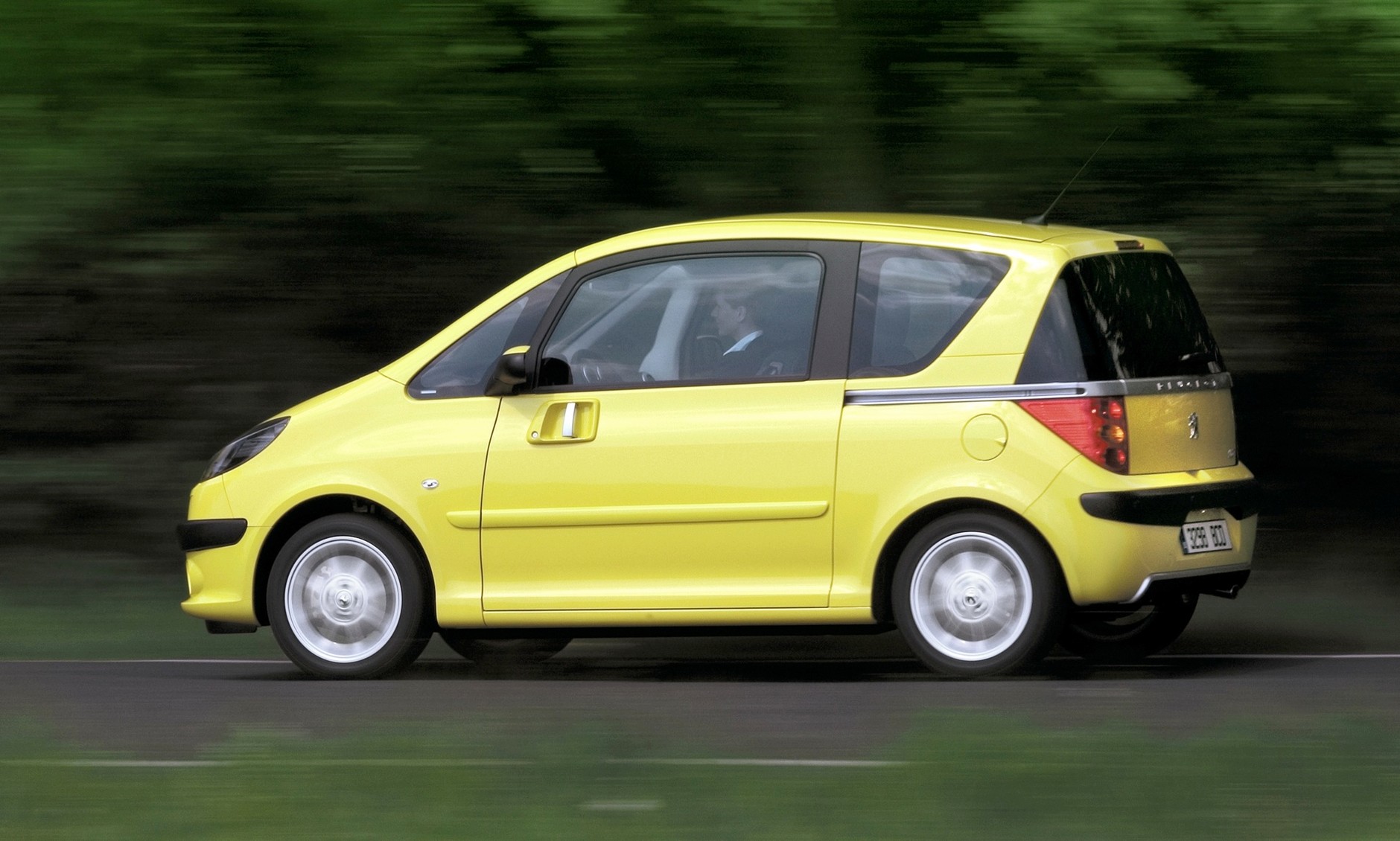 Samochód: jak na nim stracić miliardy?