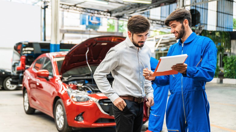 Uśmiechnięty klient