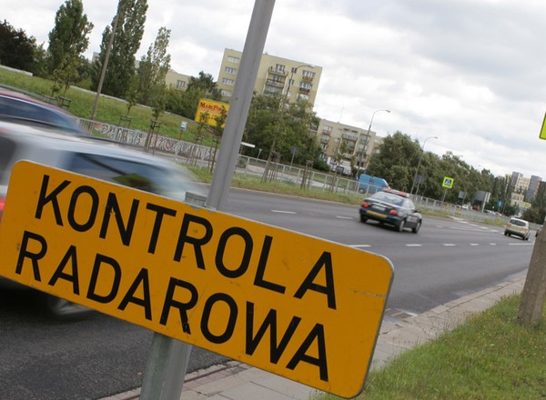 Czy policja zarobi na mandatach?