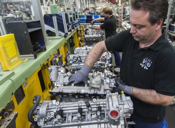 Mercedes-Benz wybrał Polskę