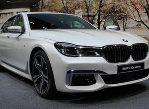 BMW Serii 7 - luksusu nigdy za wiele (Frankfurt 2015)