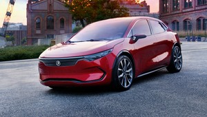 Izera pod naszą lupą. Dokąd "dojechał" polski samochód elektryczny? 