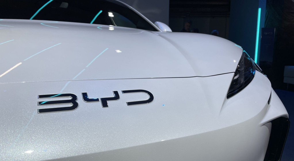 BYD Sealion 7