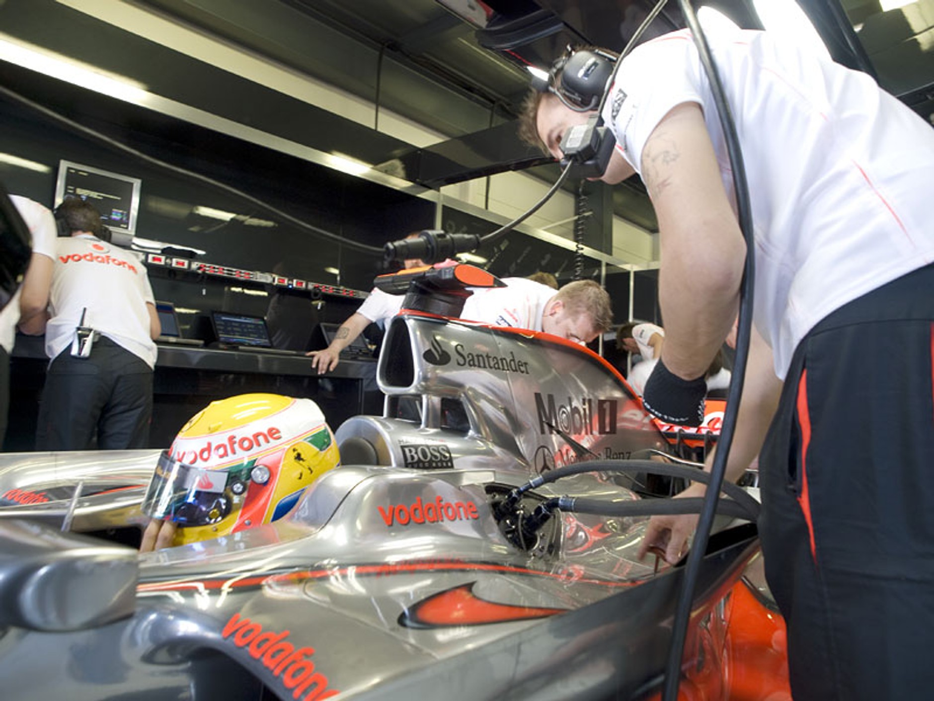 Grand Prix Australii 2008: Robert Kubica najszybszy na treningu!