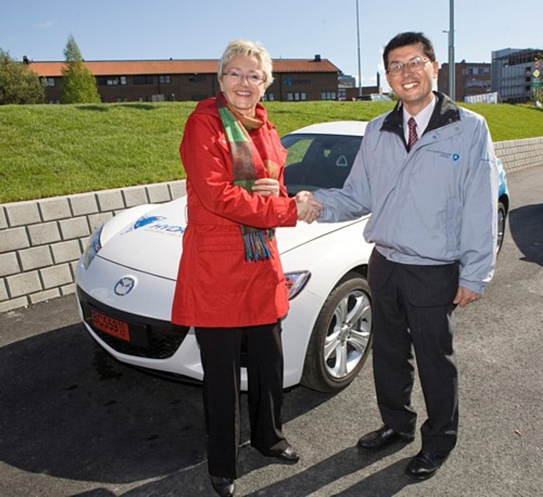 Mazda RX-8 Hydrogen RE - Sportowiec na wodę