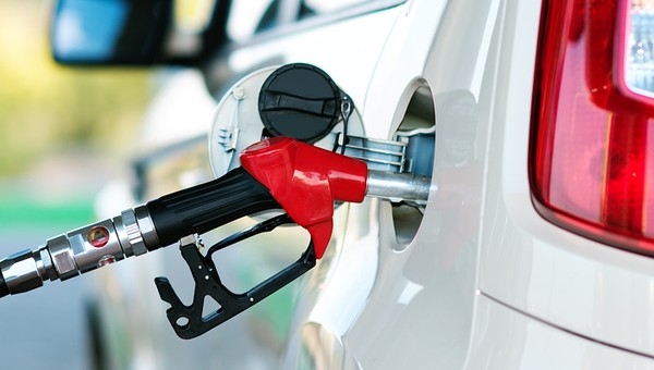 To ostatnia szansa na tańsze tankowanie. Promocja obowiązuje jeszcze w jednej sieci