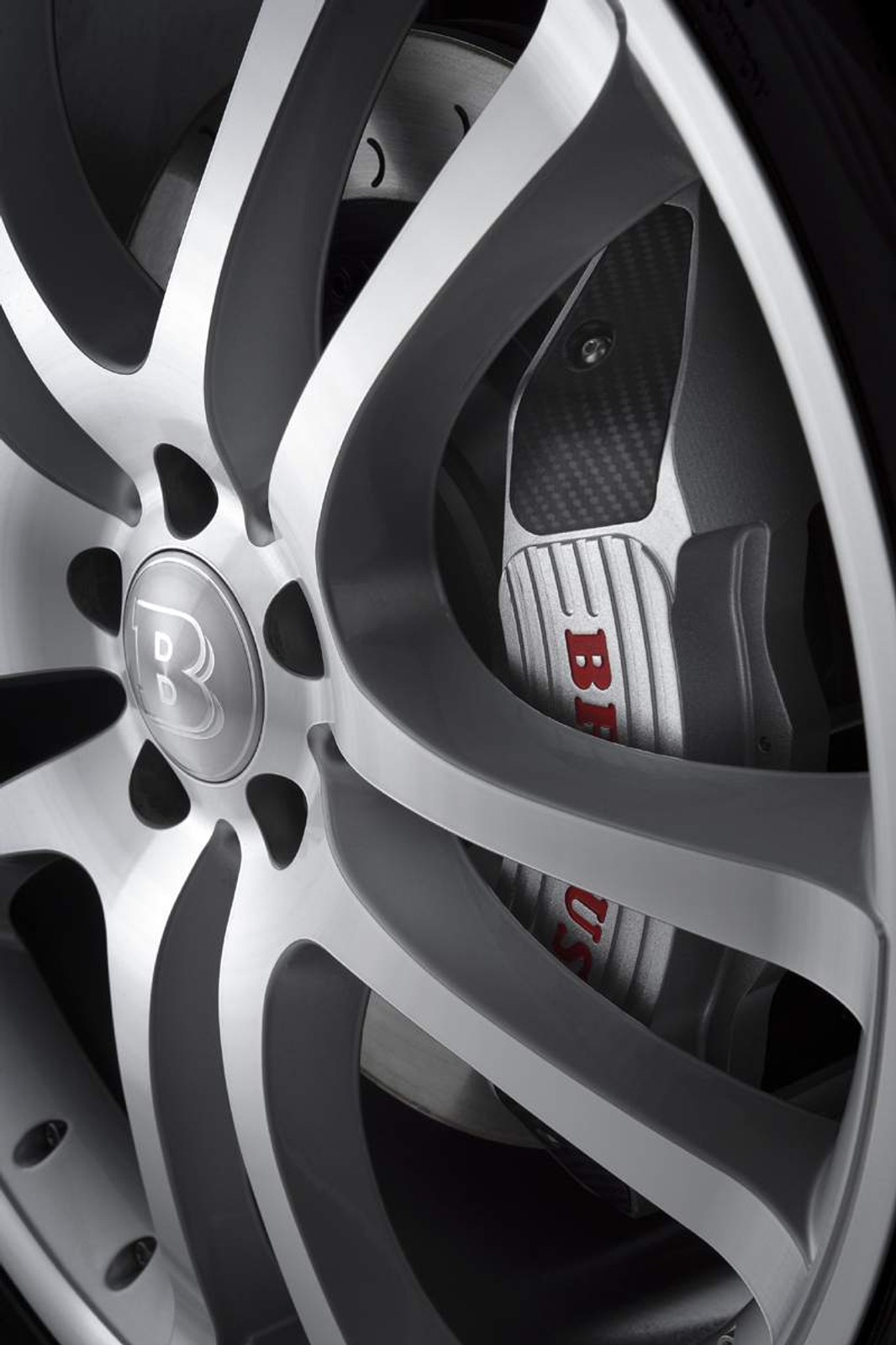 Mercedes GL Brabusa - ostry jak brzytwa