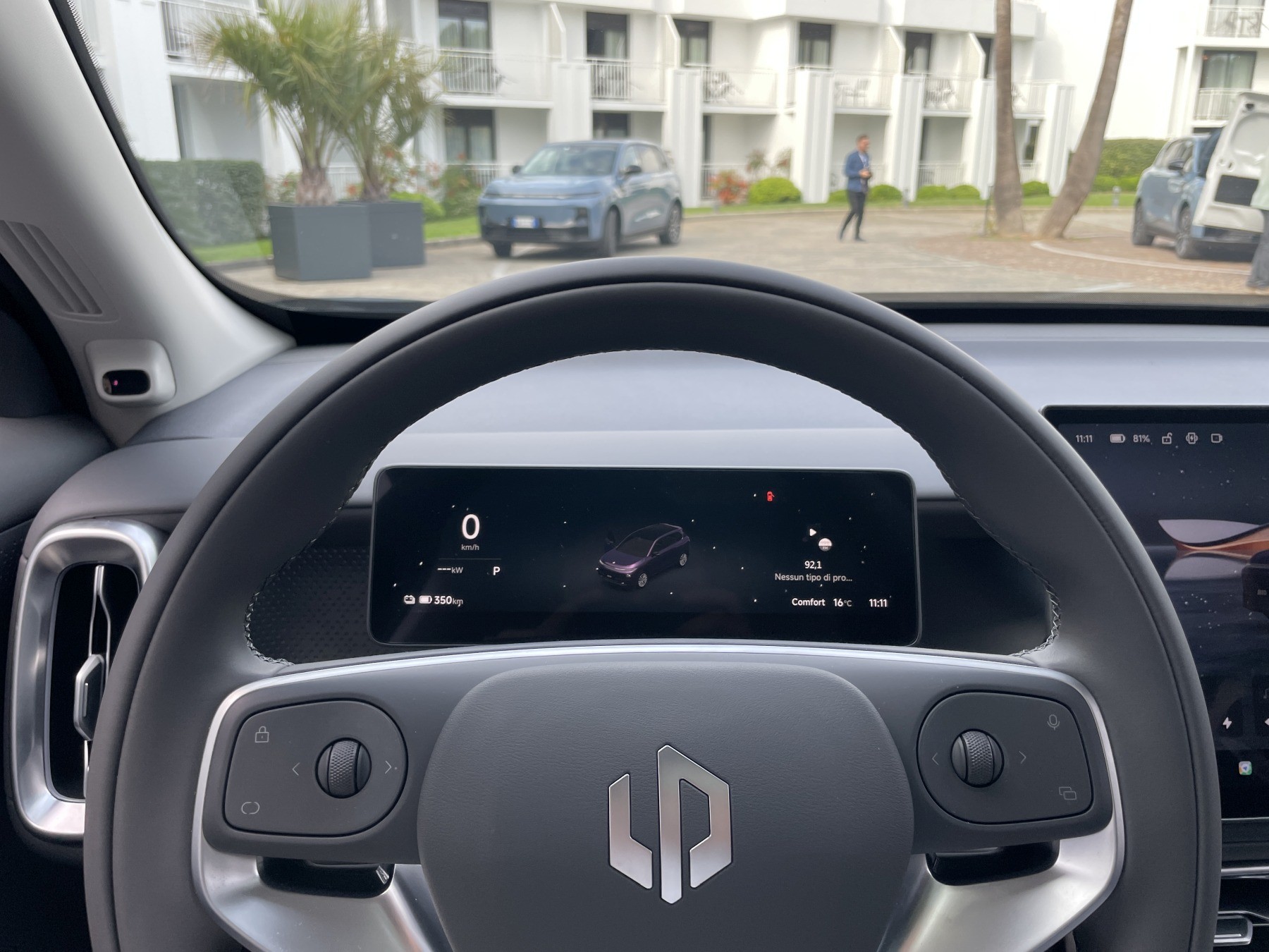 Leapmotor B10