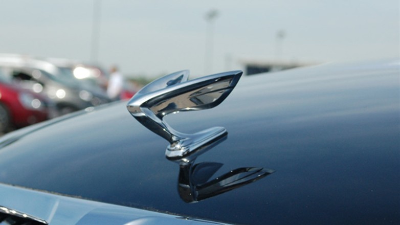 Hyundai Equus - Limuzyna Platiniego na Euro 2012