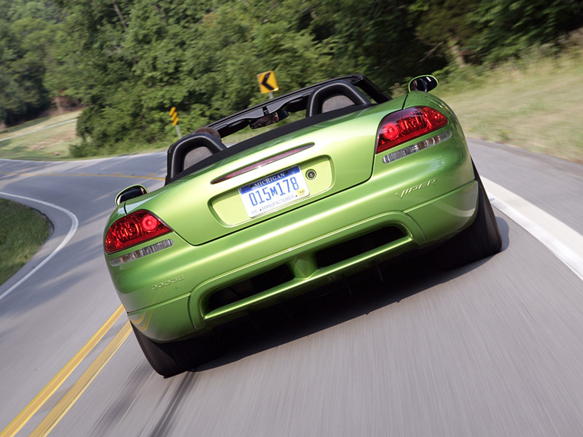 Dodge Viper SRT10 nie zamierza zejść ze sceny