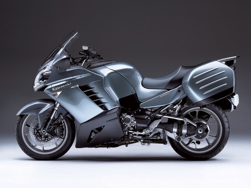 Kawasaki 1400 GTR: transkontynentalny ścigacz turystyczny