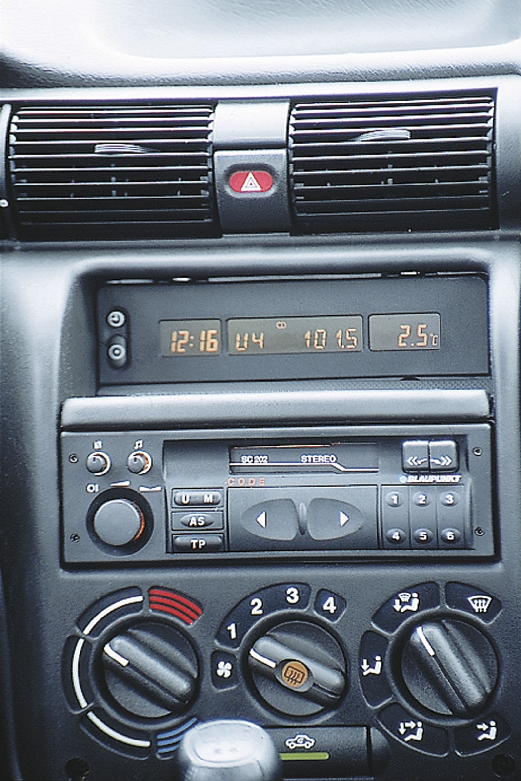 Astra I – konsola środkowa