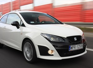 Seat Ibiza Bocanegra - Cupra z czarnym "dziobem"