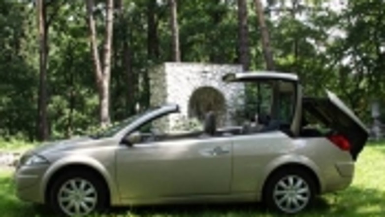 Koncepcja Coupe i Cabrio w jednym