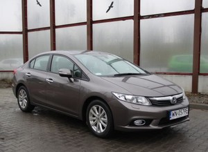 Honda Civic IX: Japonka o dwóch twarzach. Opinie. Test