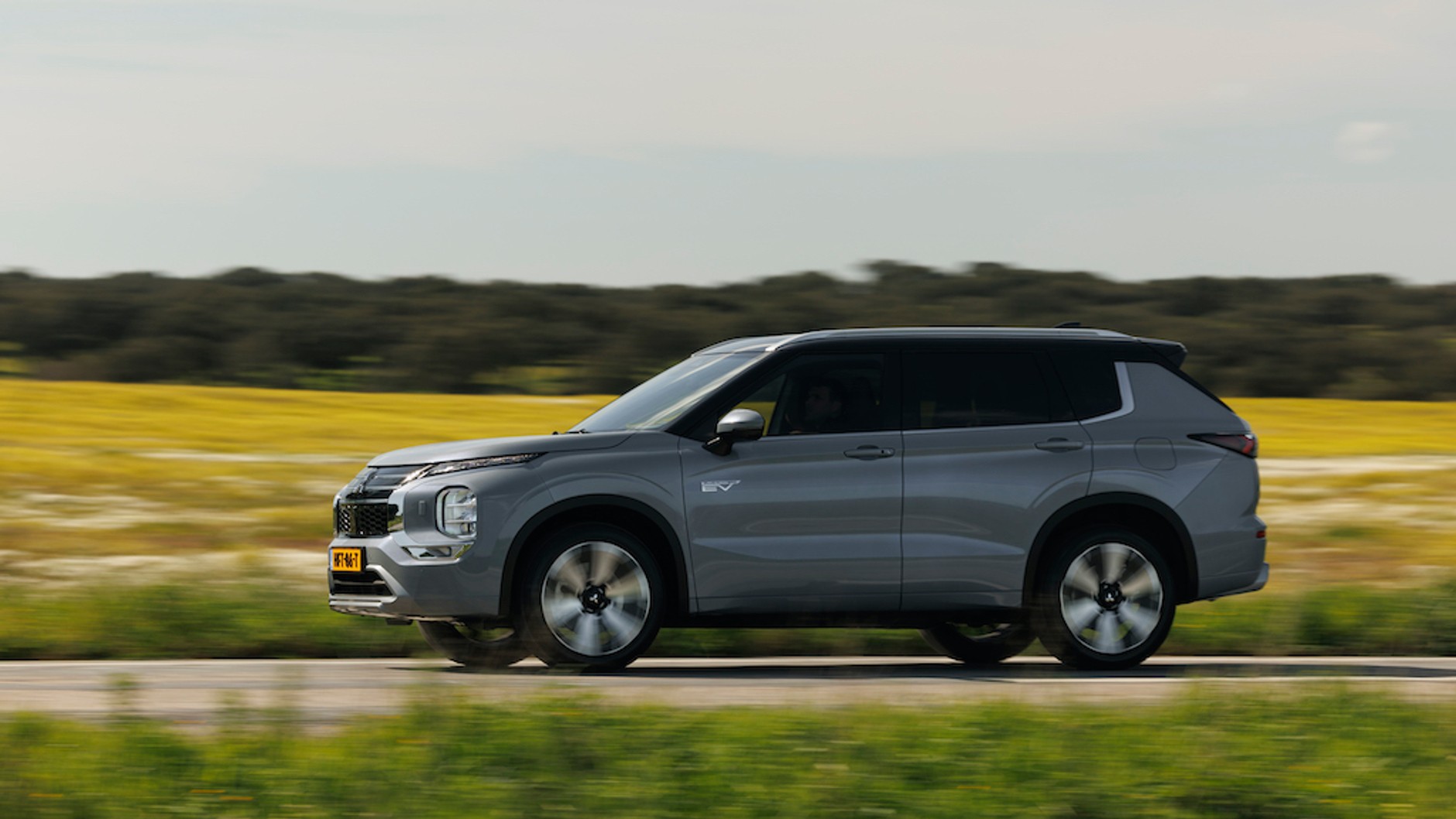 Nowy Mitsubishi Outlander PHEV