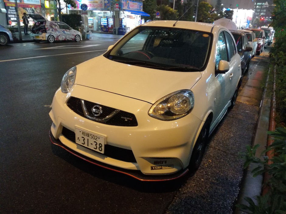 Nissan March Nismo