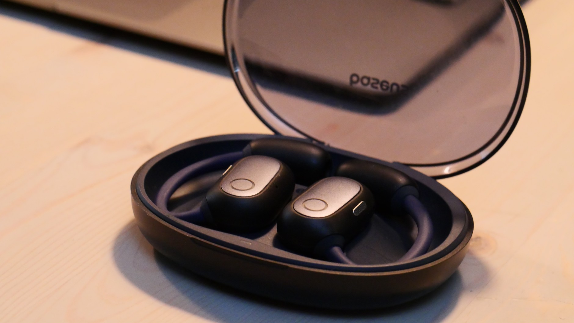 Baseus Eli Sport 1 – etui ładujące