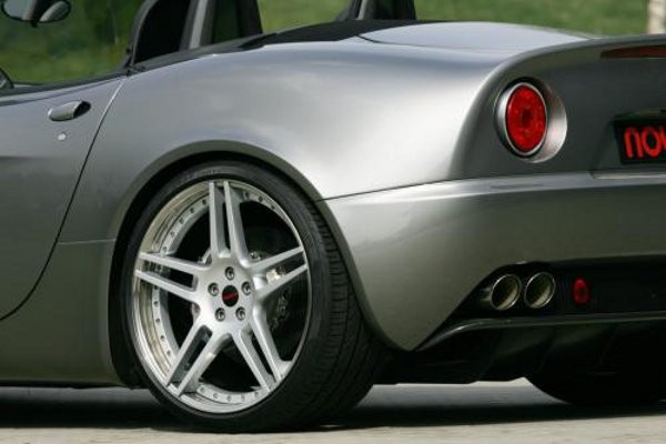 Super Alfa Romeo 8C Spider od Noviteca