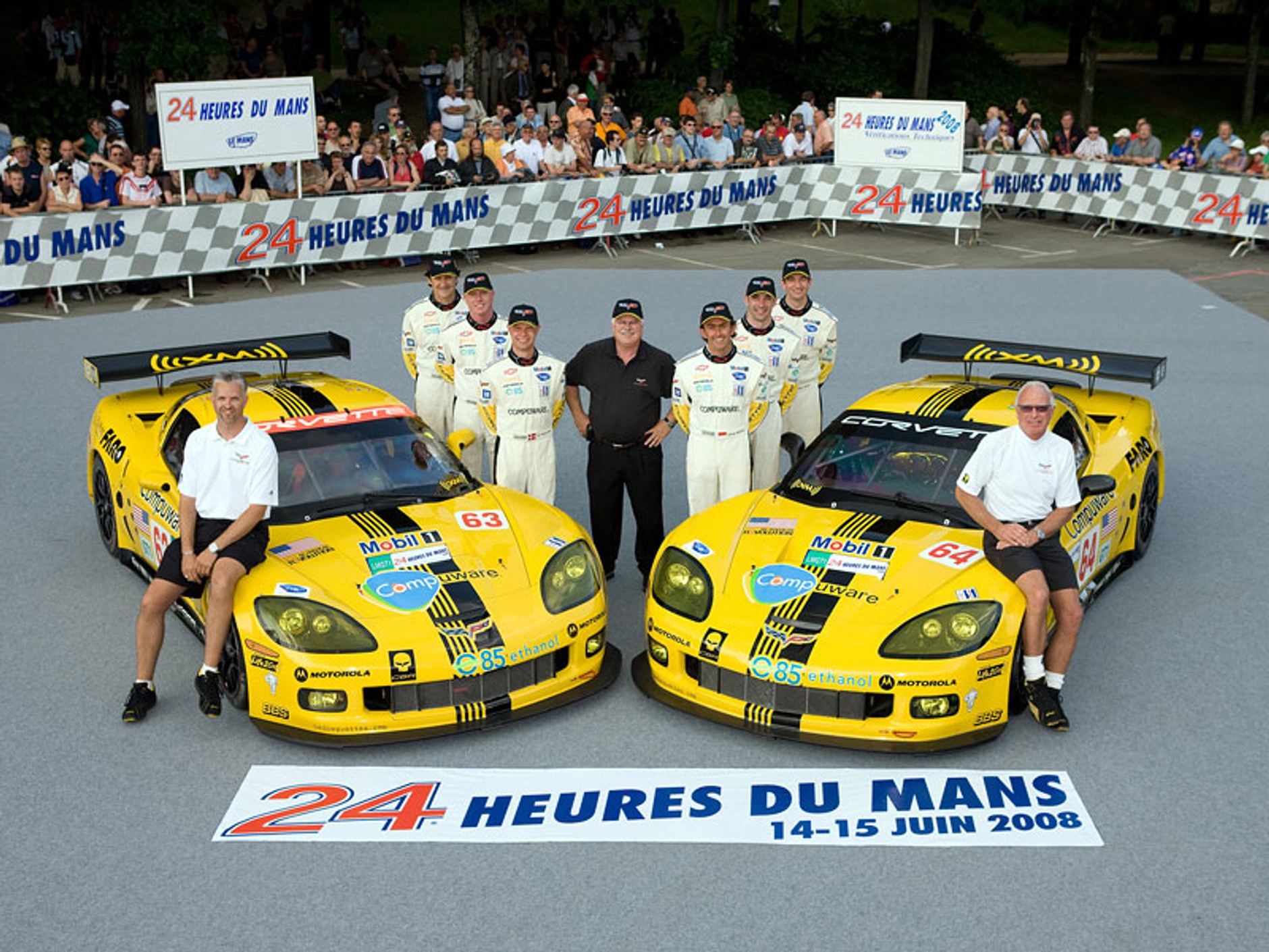 24 godziny Le Mans 2008: niespodziewana porażka Peugeota (fotogaleria)