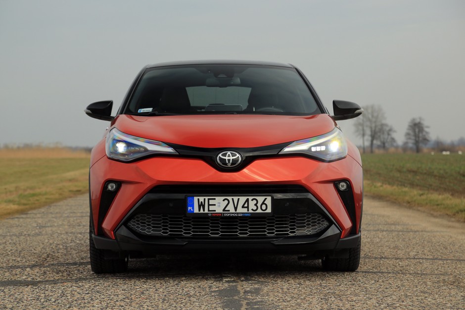 Toyota C-HR GR Sport 2.0 Hybrid (2021 r., 1. generacja, lifting)