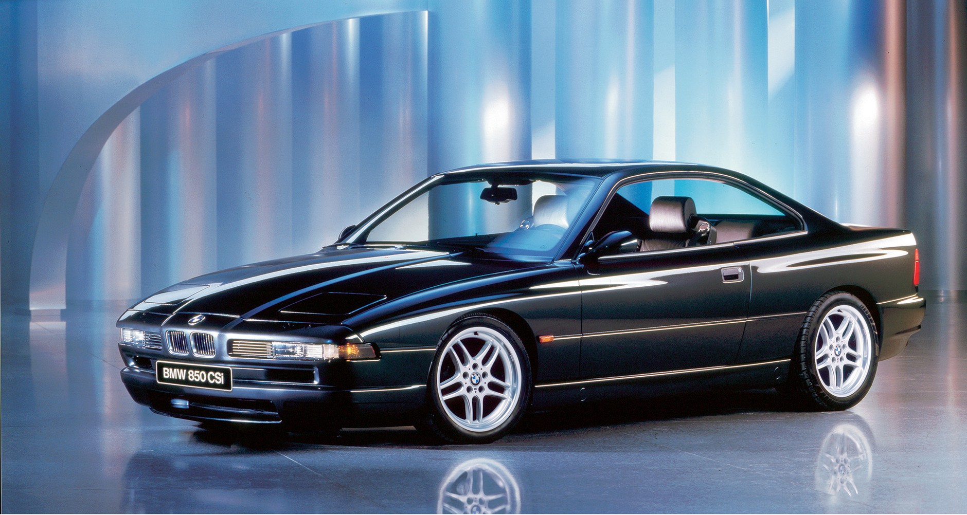 BMW 850 CSi (E31)
