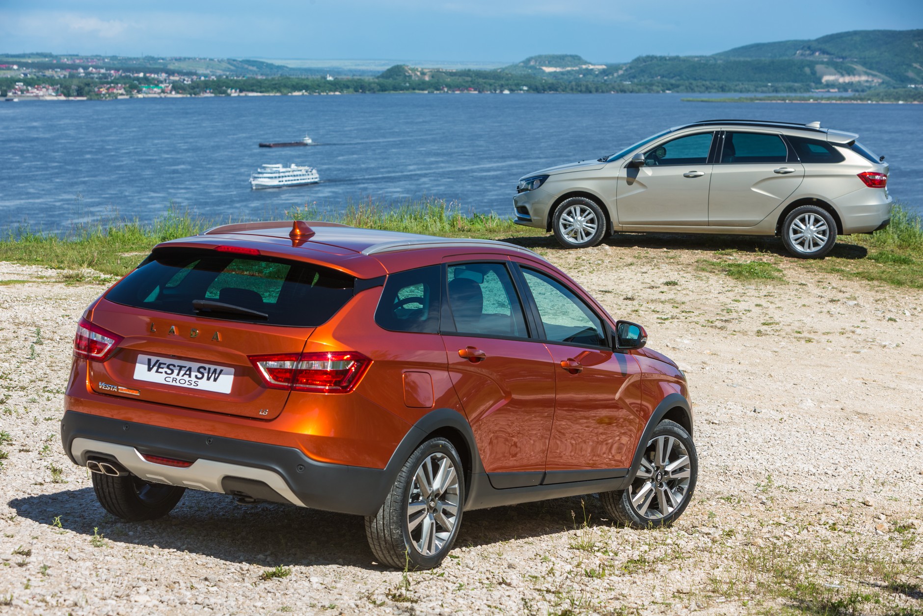 Lada Vesta SW i SW Cross