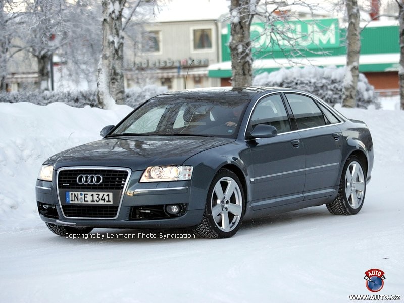 Zdjęcia szpiegowskie: nowa generacja Audi A8 podczas testów polarnych