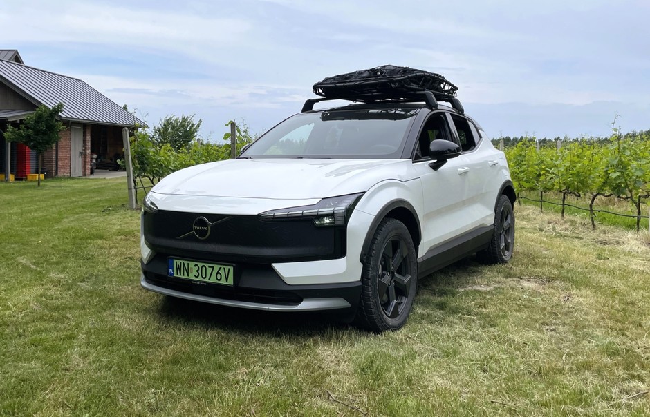 Volvo EX30 Cross Country