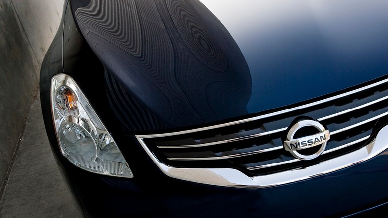 Nissan: nowa skrzynia CVT i hybryda