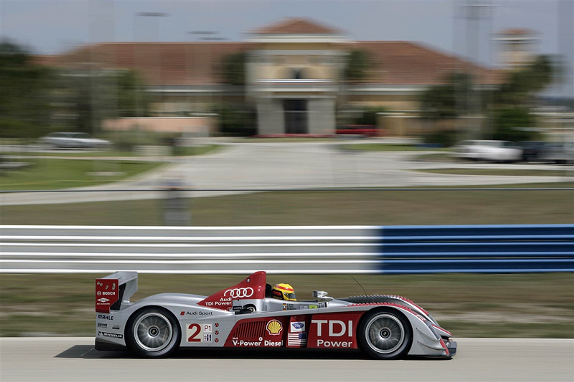 Audi wyśle do Le Mans trzy R10