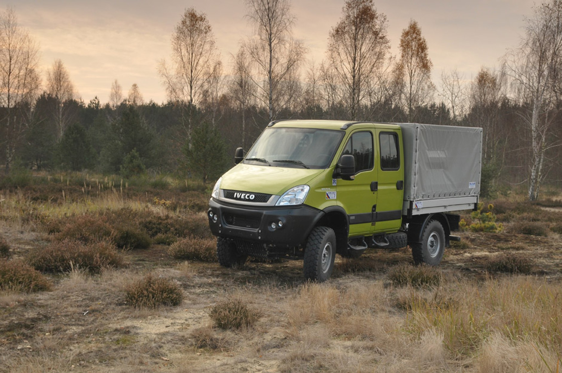 Suzuki Jimny kontra Iveco Daily 4x4: czy duży może więcej?